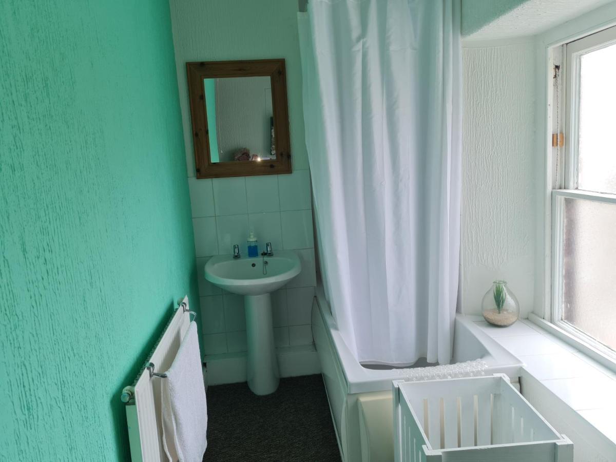 17 Bridge St, 3 Bedroom Flat Aberystwyth Ngoại thất bức ảnh